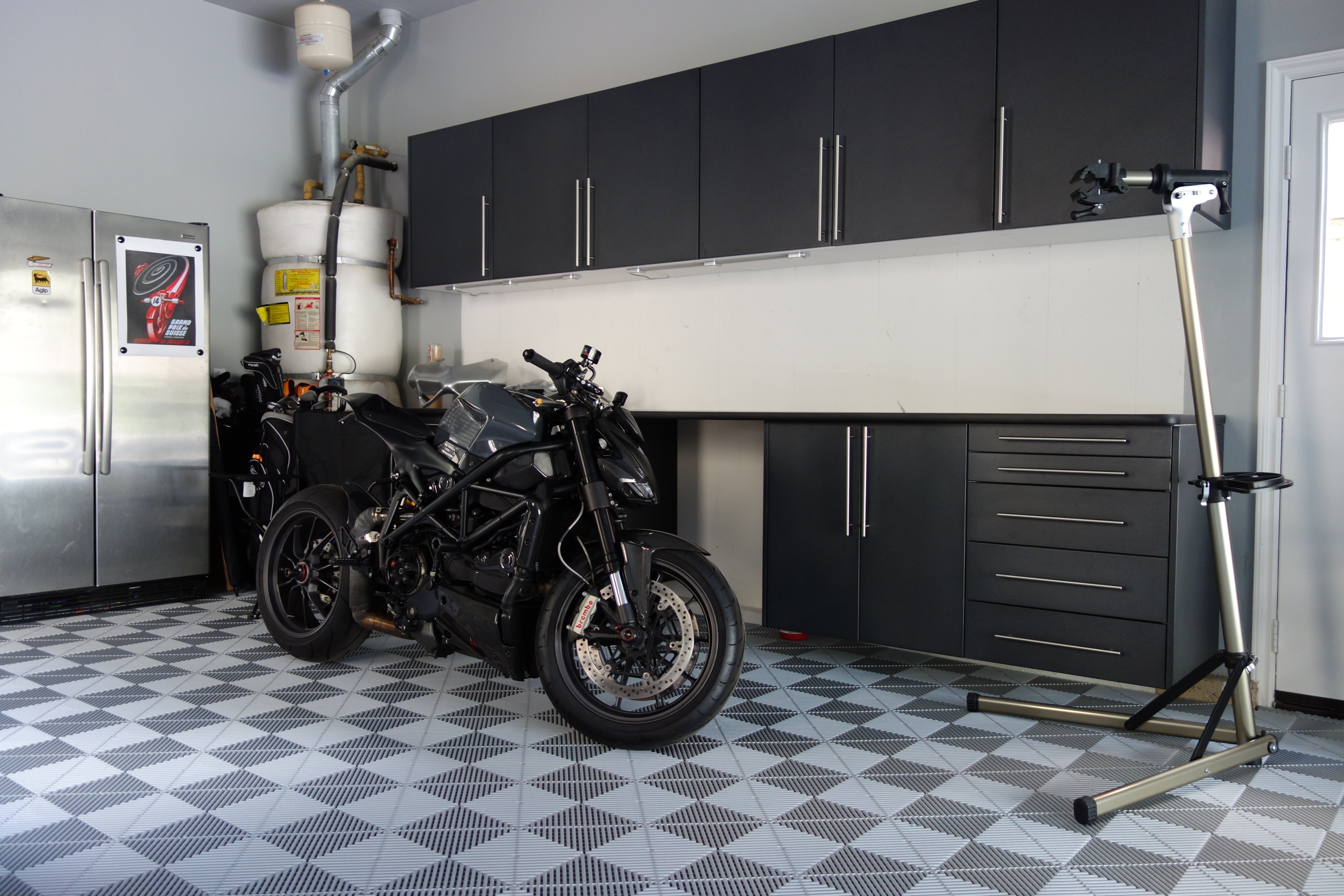 2010 Ducati Streetfighter photo 36